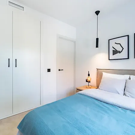 Spacious And Bright 3br House In Great Location * Marbella