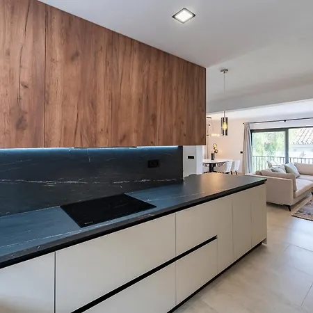 Spacious And Bright 3br House In Great Location