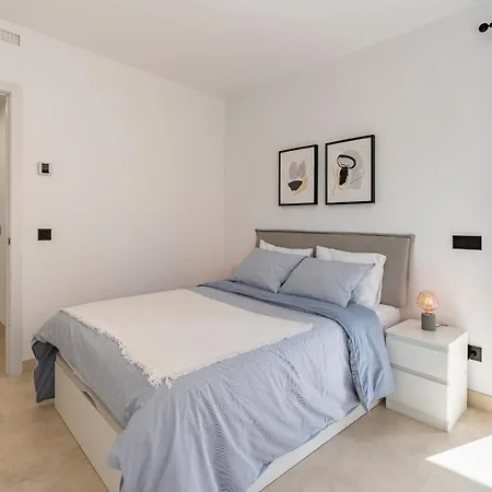 Spacious And Bright 3br House In Great Location Holiday home